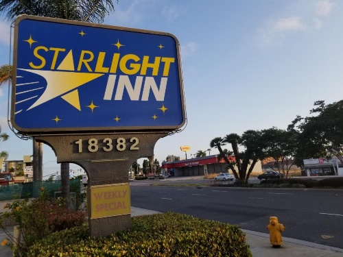 Starlight Inn Huntington Beach image 23